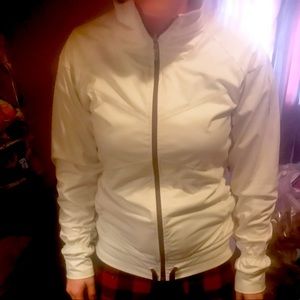 Womens helly Hansen summer jacket. Size large fits more like a medium.